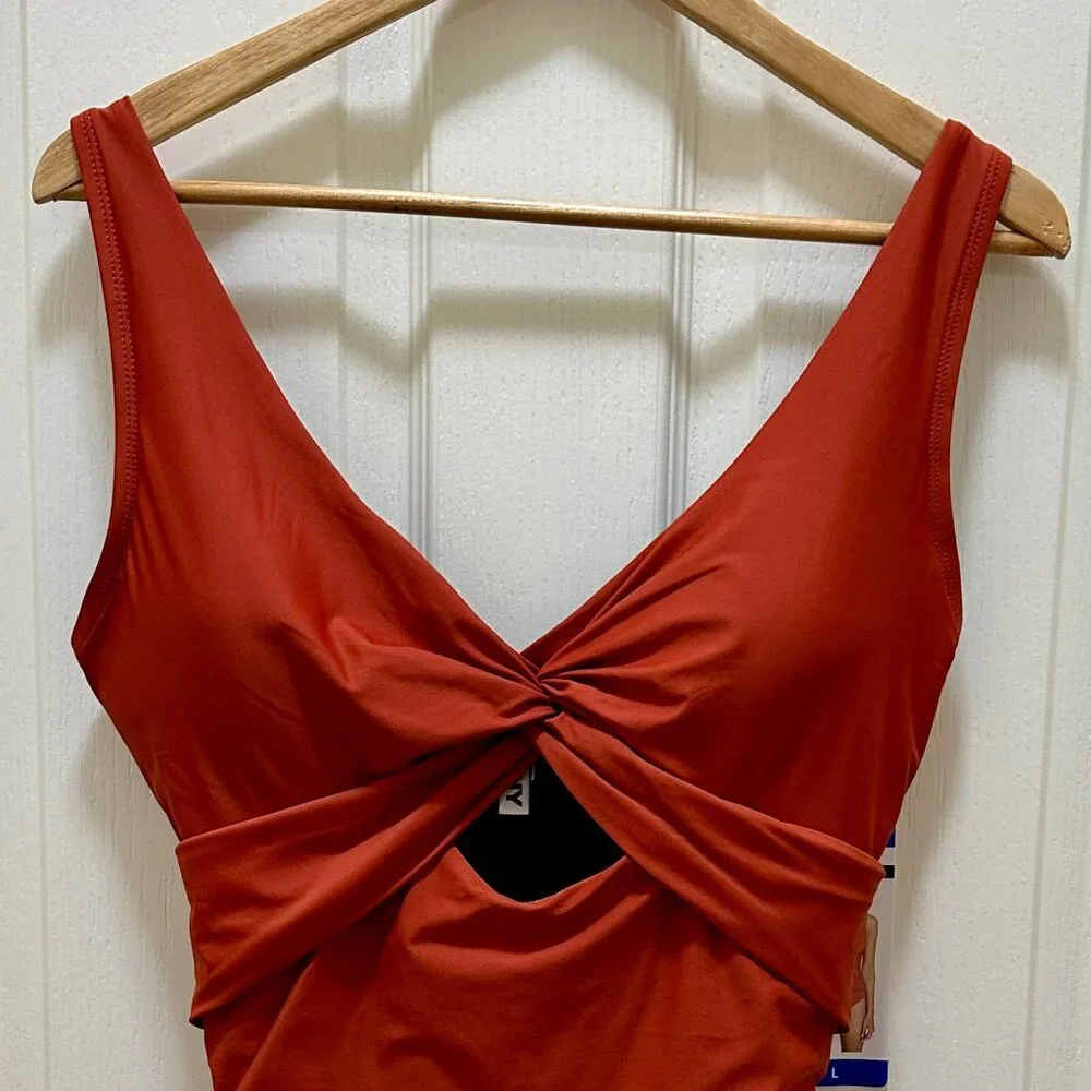 DKNY Women's One Piece Swimsuit Size L Bathing Suit Travel Beach Vacation (NEW) - Picture 2 of 12